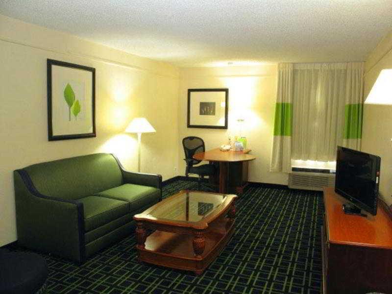 La Quinta Inn & Suites Tulsa Phòng bức ảnh