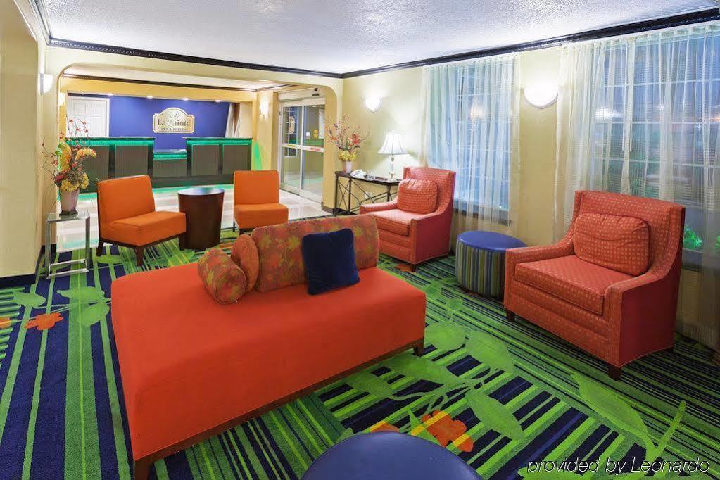 La Quinta Inn & Suites Tulsa Ngoại thất bức ảnh